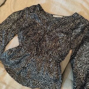 Abercrombie & Fitch Black and White Blouse
